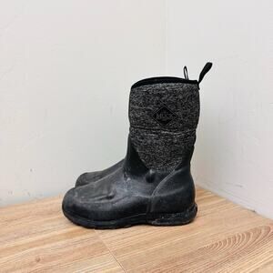 Muck Boots kids element gray waterproof boot size 5